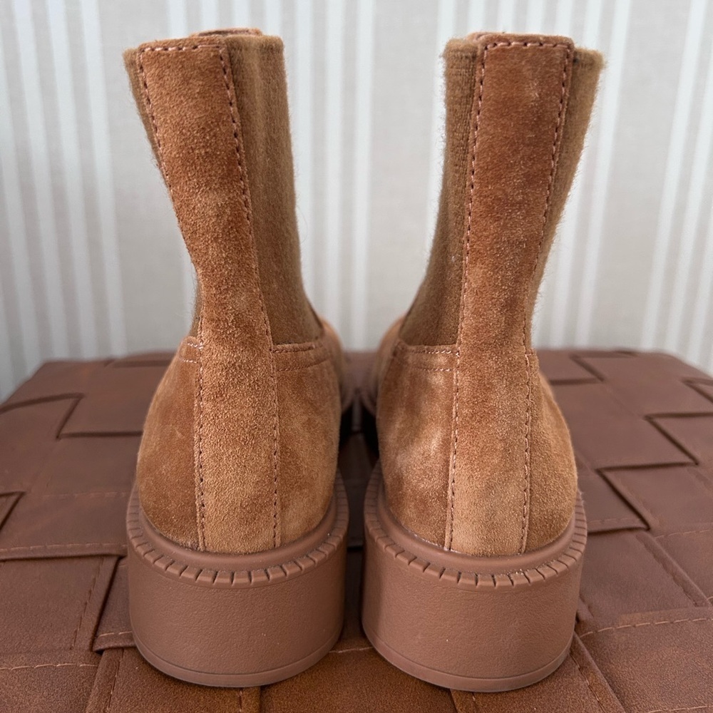 Vince Kegan Chestnut Brown Suede Water Repellent Chelsea Boots Women’s Size 6 - Picture 4 of 11